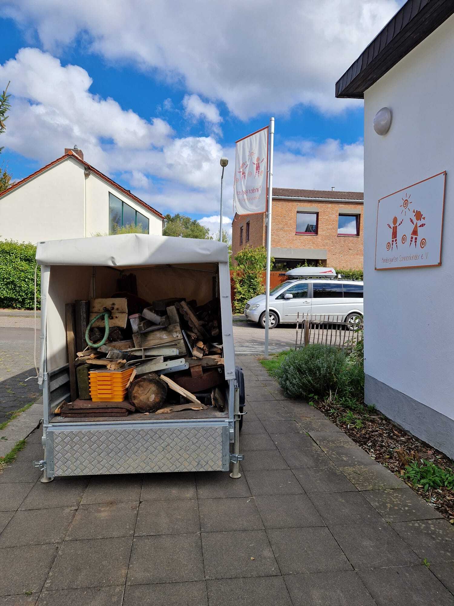 Gemeinsam anpacken bei Sonnenschein – der zweite Haus- und Gartentag 2025